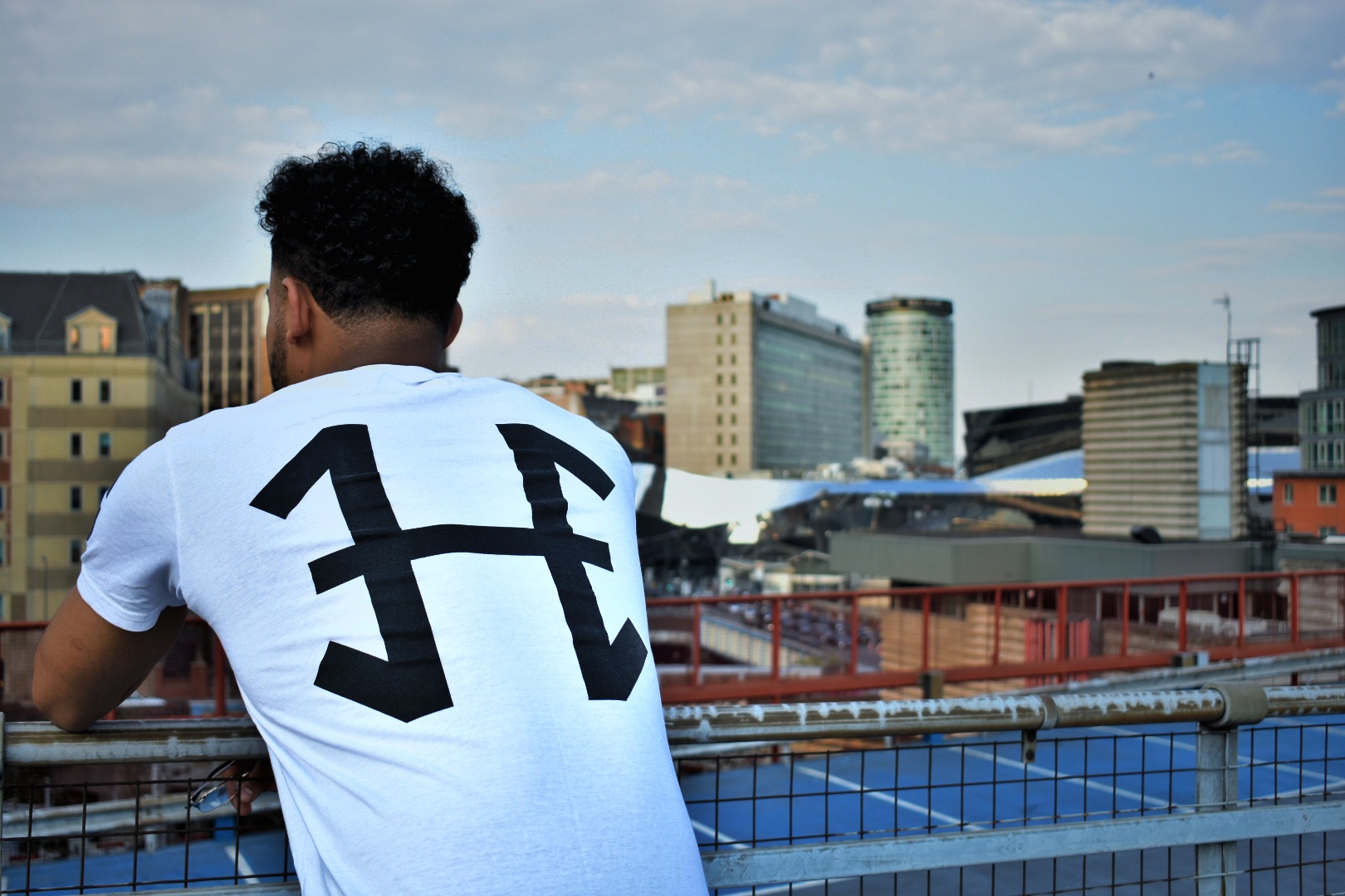 Longline tee available black & white from Hoozy.co.uk Use discount code King_sii10 at checkout